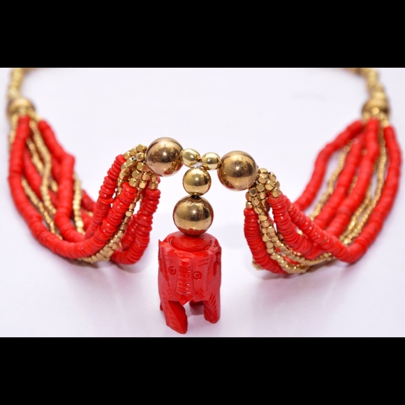 Elephant Pendant Necklace with gold and red beads - Picture 2 of 3
